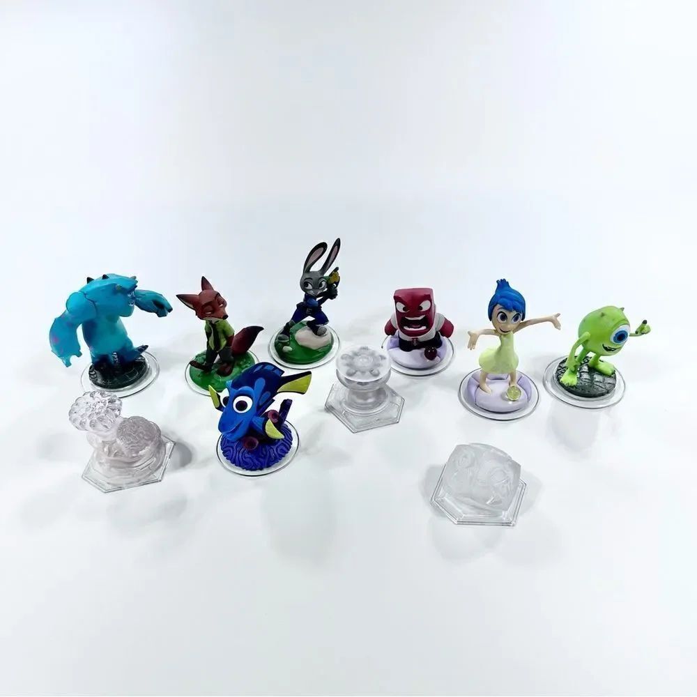 Disney infinity 10 figure bundle - Picture 1 of 7